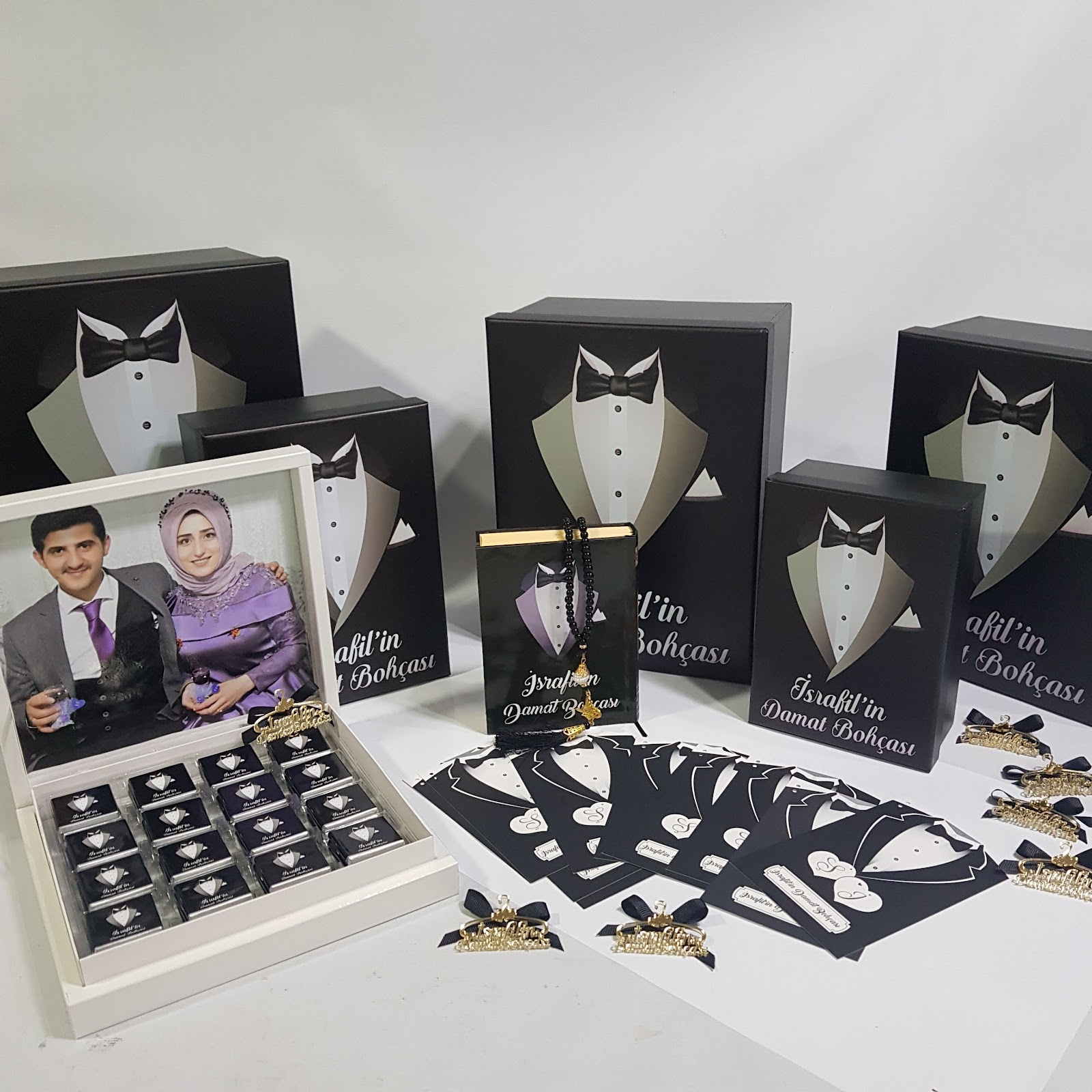 Lora-Invitations Wedding Favors Store