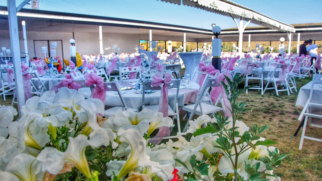 Sivas Rose Garden Davet Ve Organizasyon kır düğünü mekanı — Merkez