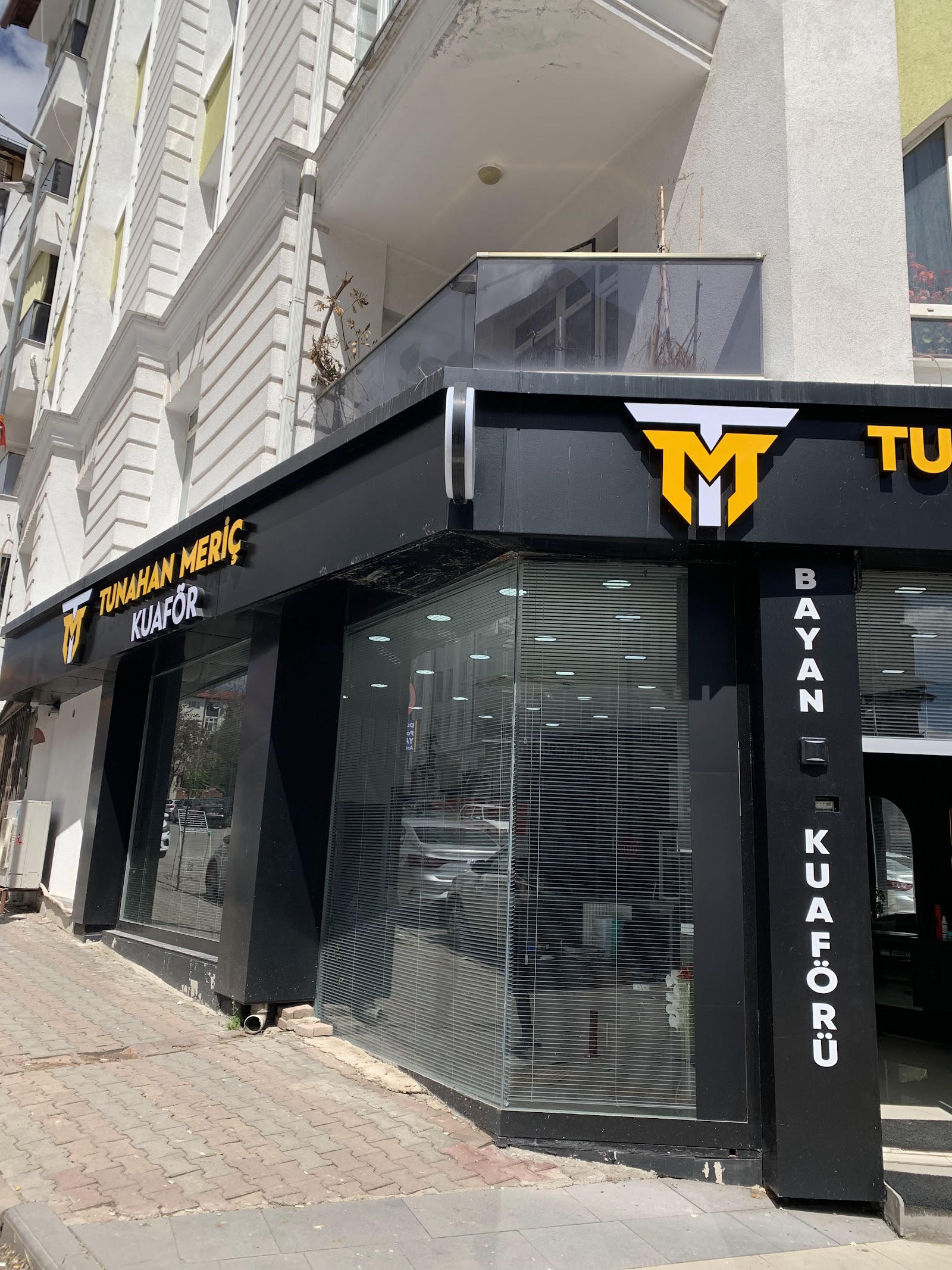 TUNAHAN MERİÇ BAYAN KUAFÖRÜ
